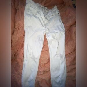 OLD NAVY WHITE JEANS